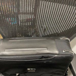 TUMI ALPHA